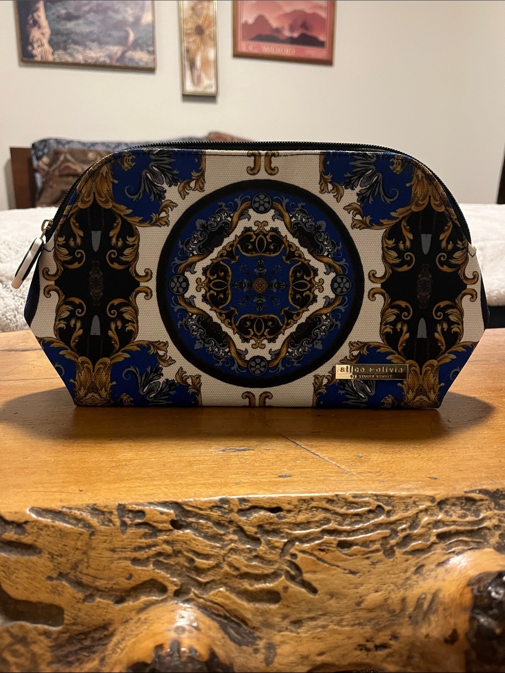 Alice & Olivia Collab with FabFitFun Zip Pouch Limited Run New Without Tag